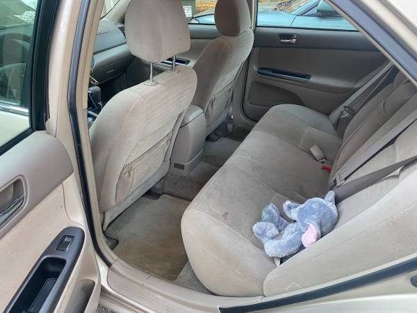 Toyota Camry $2000obo - cars & trucks - by owner - vehicle... for sale in Guilford , CT – photo 8