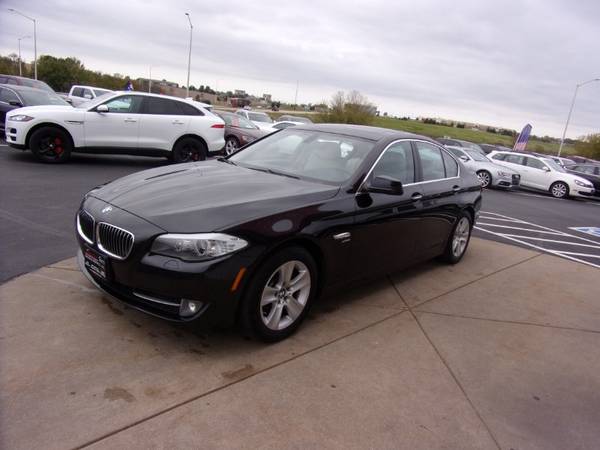 2012 BMW 5-Series 528i xDrive for sale in Dodgeville, WI – photo 5