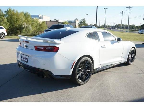 2017 Chevrolet Camaro ZL1 - coupe - cars & trucks - by dealer -... for sale in Ardmore, TX – photo 3