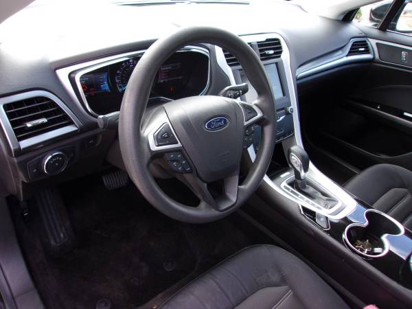 2016 ford fusion se 1 owner company car only (80K) loaded runs xxx for sale in Riverdale, GA – photo 9