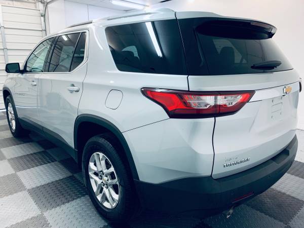 2018 Chevy Traverse LT - - by dealer - vehicle for sale in Indianapolis, IN – photo 7