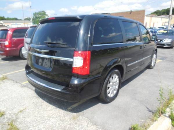 2012 CHRYSLER TOWN & COUNTRY TOURING for sale in Hobart, IN – photo 6