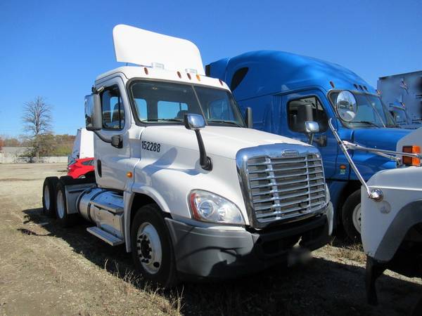 2013 Freightliner Cascadia 125 T/A Day Cab RTR# 0103918-01 - cars &... for sale in Indianapolis, IN
