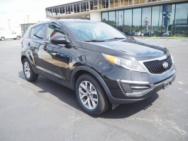 2016 Kia Sportage LX - - by dealer - vehicle for sale in Youngstown, OH – photo 6