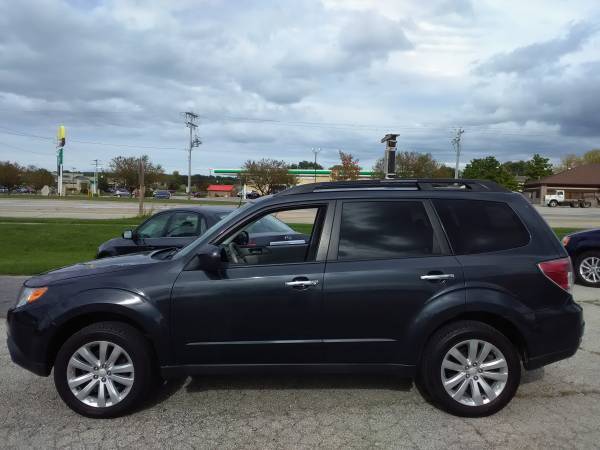 2012 SUBARU FORESTER, FINANCING AVAILABLE for sale in Green Bay, WI – photo 5