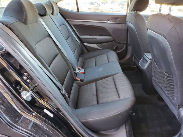 2017 Hyundai Elantra Limited Sedan 4D sedan Black - cars & trucks -... for sale in El Paso, TX – photo 19