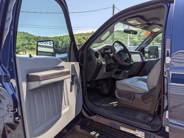 Stop By and Test Drive This 2011 Ford Super Duty F-450 DRW for sale in Thomaston, CT – photo 24