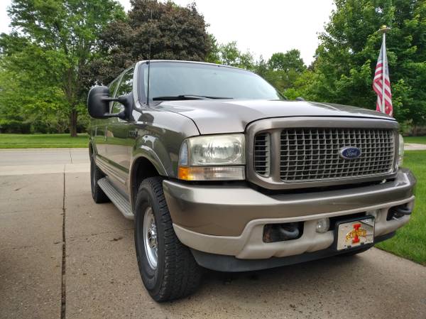2003 Ford Excursion Limited, 7.3L Power Stroke, 4WD for sale in EAST MOLINE, IA