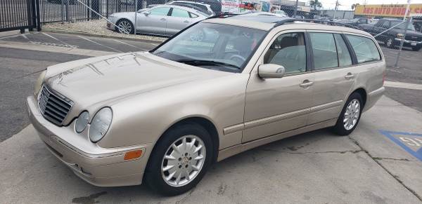 2001 MERCEDES BENZ E320 WAGON, RUNS REALLY GOOD, CALL ME $2900 for sale in Hawthorne, CA – photo 2