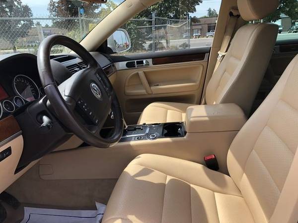 2010 Volkswagen Touareg AWD SUV for sale in Vancouver, WA – photo 9