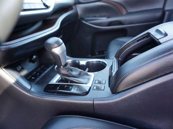 2015 Toyota Highlander XLE V6 FWD 8 Passenger SUV for sale in Sacramento , CA – photo 23