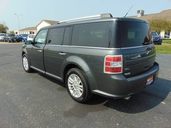 2016 Ford Flex SEL - cars & trucks - by dealer - vehicle automotive... for sale in Elkhart, IN – photo 3
