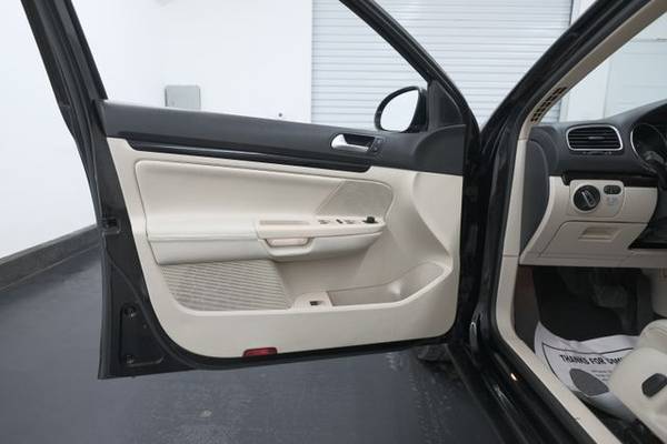2014 Volkswagen Jetta SportWagen 2 0L TDI Sport Wagon 4D for sale in Other, AK – photo 7