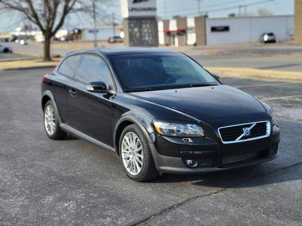 2009 Volvo C30 T5 w/Only 46k Miles - Runs Fantastic! - cars & for sale in Tulsa, OK