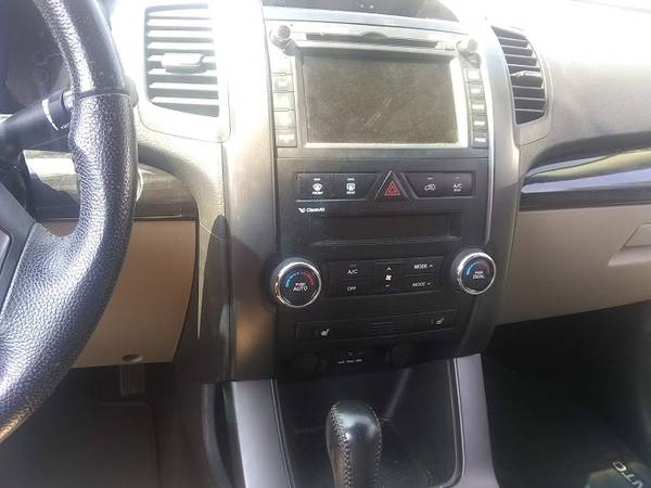 '11 Kia Sorento EX V6 pearl 157K mls 3row $1800 dn or great cash deal for sale in Live Oak, FL – photo 8