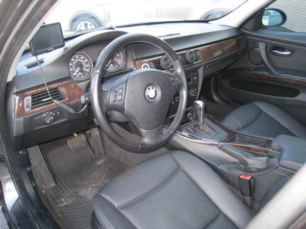 2006 BMW 325i 113,421 Miles for sale in Pleasure Ridge Park, KY – photo 17