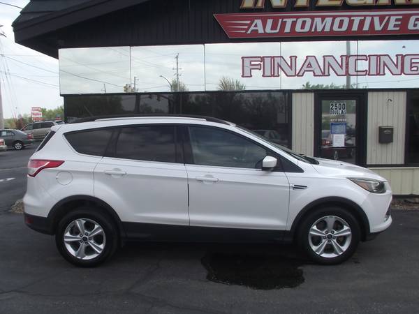 2015 Ford Escape SE 4x4 Alloys Backup Cam Bluetooth Great Shape for sale in Des Moines, IA – photo 2