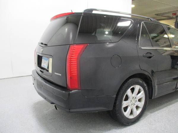 2006 Cadillac SRX 4dr V8 SUV - cars & trucks - by dealer - vehicle... for sale in Wadena, MN – photo 4