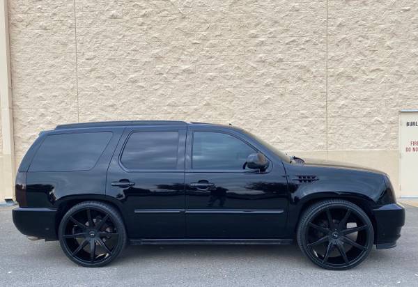 2008 Cadillac Escalade Blacked Out - cars & trucks - by owner -... for sale in Sacramento , CA – photo 4