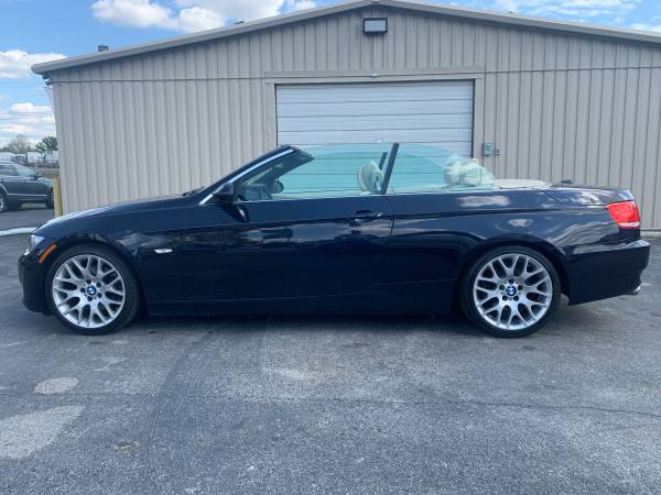 2008 BMW 328i Hard Top Convertible 1 Owner - SHARP! - cars & trucks... for sale in Jeffersonville, KY – photo 3