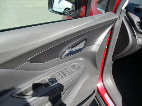 Brand New 2020 Buick Encore FWD Preferred- Winterberry Red Metallic for sale in Richmond, CA – photo 16