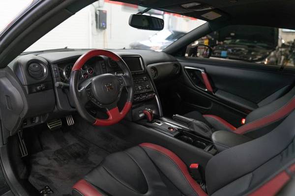 2016 Nissan GT-R - Financing Available! PRICED TO SELL TODAY!! for sale in Waltham, MA – photo 12