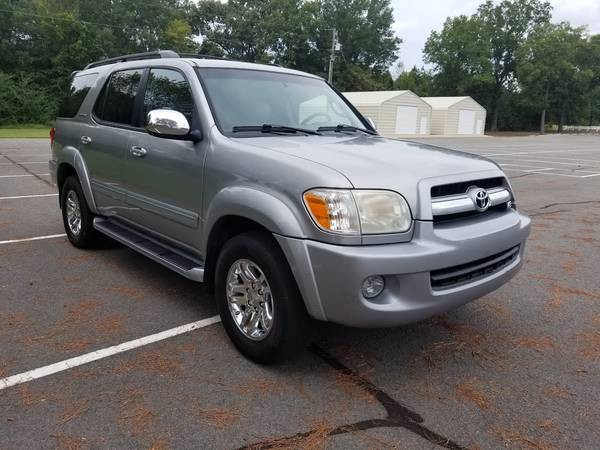 2007 Toyota Sequoia Limited VERY NICE CLEAN SEQUOIA!! for sale in Wooster, AR – photo 3