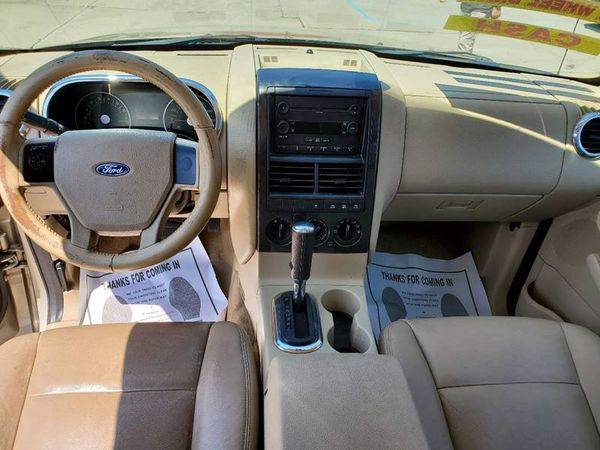 2006 Ford Explorer XLT 4dr SUV 4WD (V6) - BEST CASH PRICES AROUND! for sale in Warren, MI – photo 12