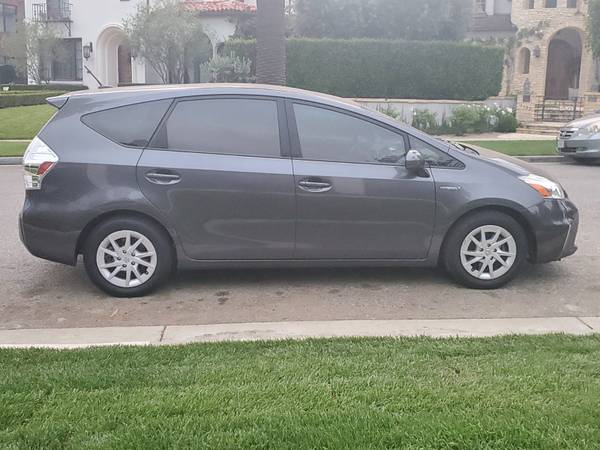2013 Toyota Prius V Excellent condition low miles clean title - cars... for sale in Los Angeles, CA – photo 3