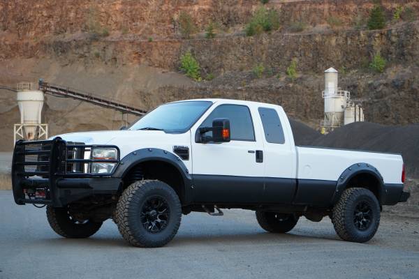 2008 Ford F-250 Super Duty - V8/4WD/MUD TIRES/ONLY 46K MILES! for sale in Beaverton, OR – photo 2