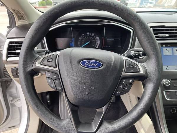 2017 Ford Fusion SE - - by dealer - vehicle automotive for sale in Tucson, AZ – photo 17