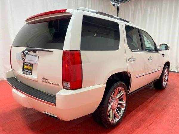 2013 Cadillac Escalade Platinum Edition AWD Platinum Edition 4dr SUV... for sale in Temple Hills, PA – photo 4