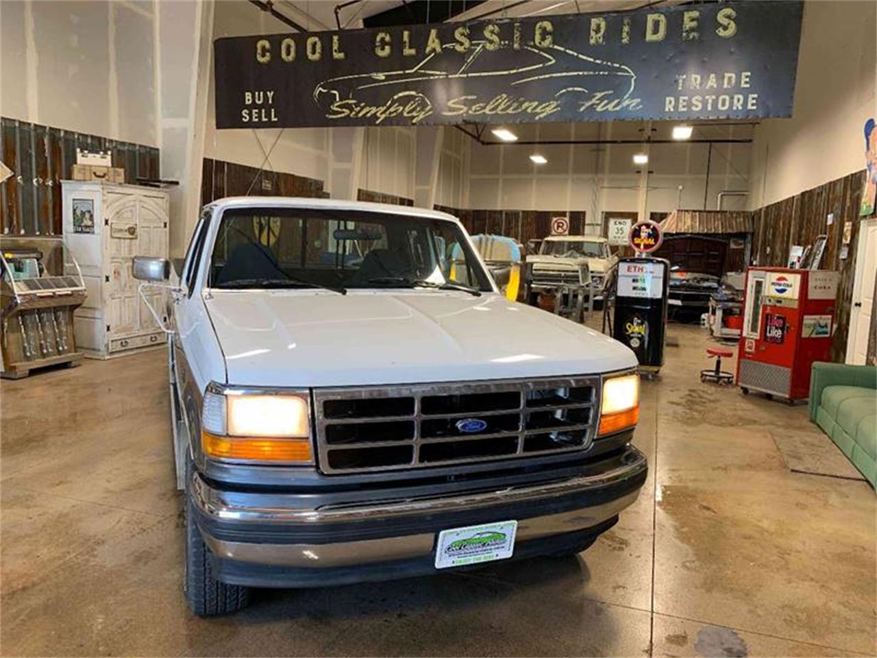 1992 Ford F150 for sale in Redmond, OR – photo 2