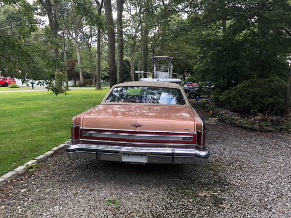 1979 Lincoln Town Car for sale in Centereach, NY