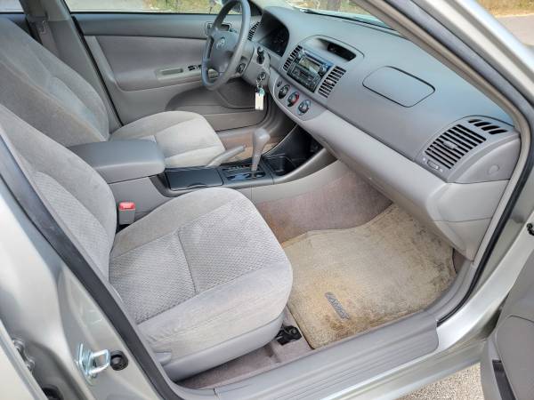 2004 Toyota Camry LE 69k miles - - by dealer - vehicle for sale in Austin, TX – photo 9