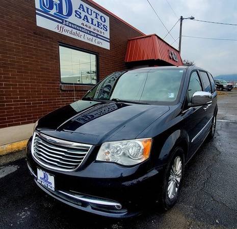 2013 Chrysler Town & Country Touring - - by dealer for sale in Helena, MT – photo 3