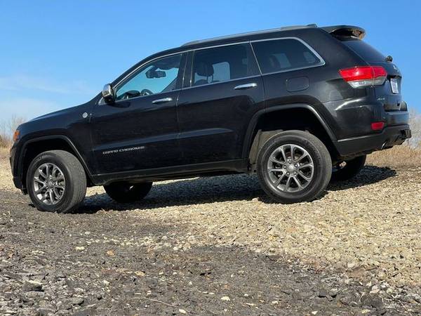 2014 Jeep Grand Cherokee - Financing Available! - cars & trucks - by... for sale in Junction City, IA – photo 4
