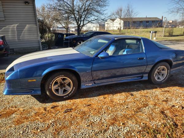 Awesome 1991 Chevrolet Camaro RS been for sale in Muncie, IN – photo 7