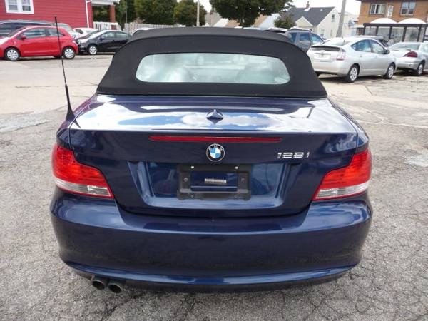 2010 BMW 128i convertible - cars & trucks - by dealer - vehicle... for sale in milwaukee, WI – photo 4