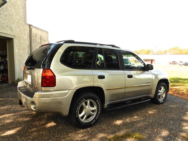 2006 GMC ENVOY SLE SUV 4WD - LOW MILES for sale in Maple Plain, MN – photo 5