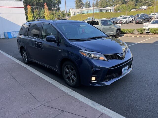 2019 Toyota Sienna SE 7-Passenger AWD for sale in Gladstone, OR – photo 6