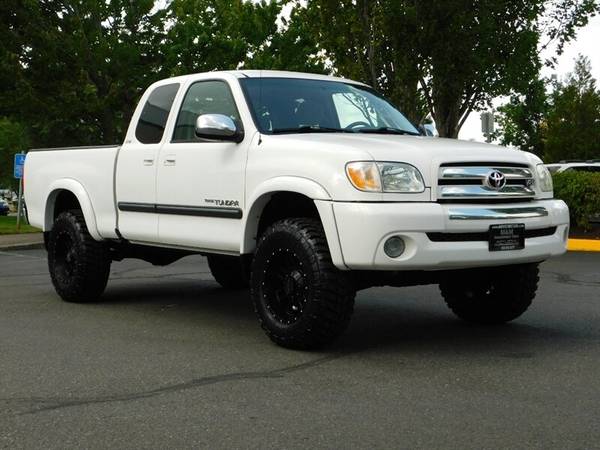 2005 Toyota Tundra SR5 Access Cab 4X4 V8 / NEW WHEELS & NEW LIFT !! for sale in Portland, OR – photo 2