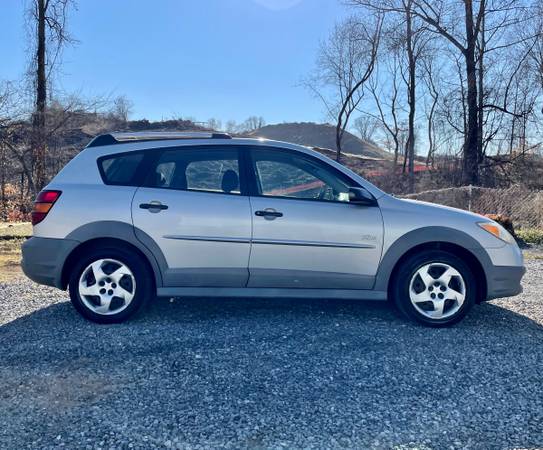 2008 Pontiac Vibe for sale in Belmont, NC – photo 6