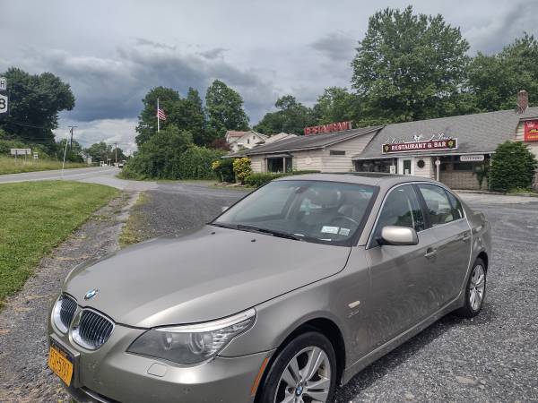09 BMW 528X all wheel drive - - by dealer - vehicle for sale in Wallkill, NY – photo 7