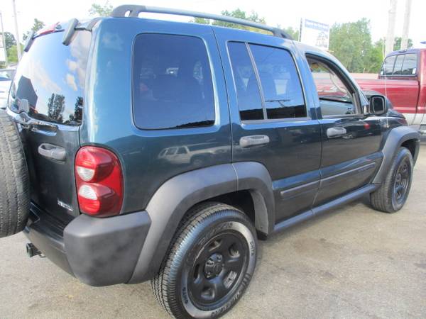 2005 Jeep Liberty 4x4 149k mi sale priced for sale in Angola, IN /trades welcome, MI – photo 3