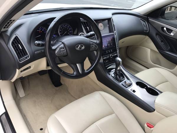 2015 INFINITI Q50 Premium * 1 Owner * Leather * Back-Up Cam * Sunroof for sale in Sevierville, TN – photo 9