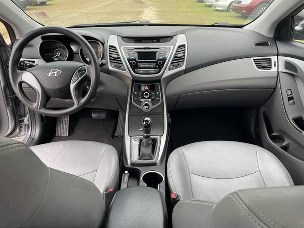 2016 Hyundai Elantra SE - - by dealer - vehicle for sale in Hattiesburg, MS – photo 13