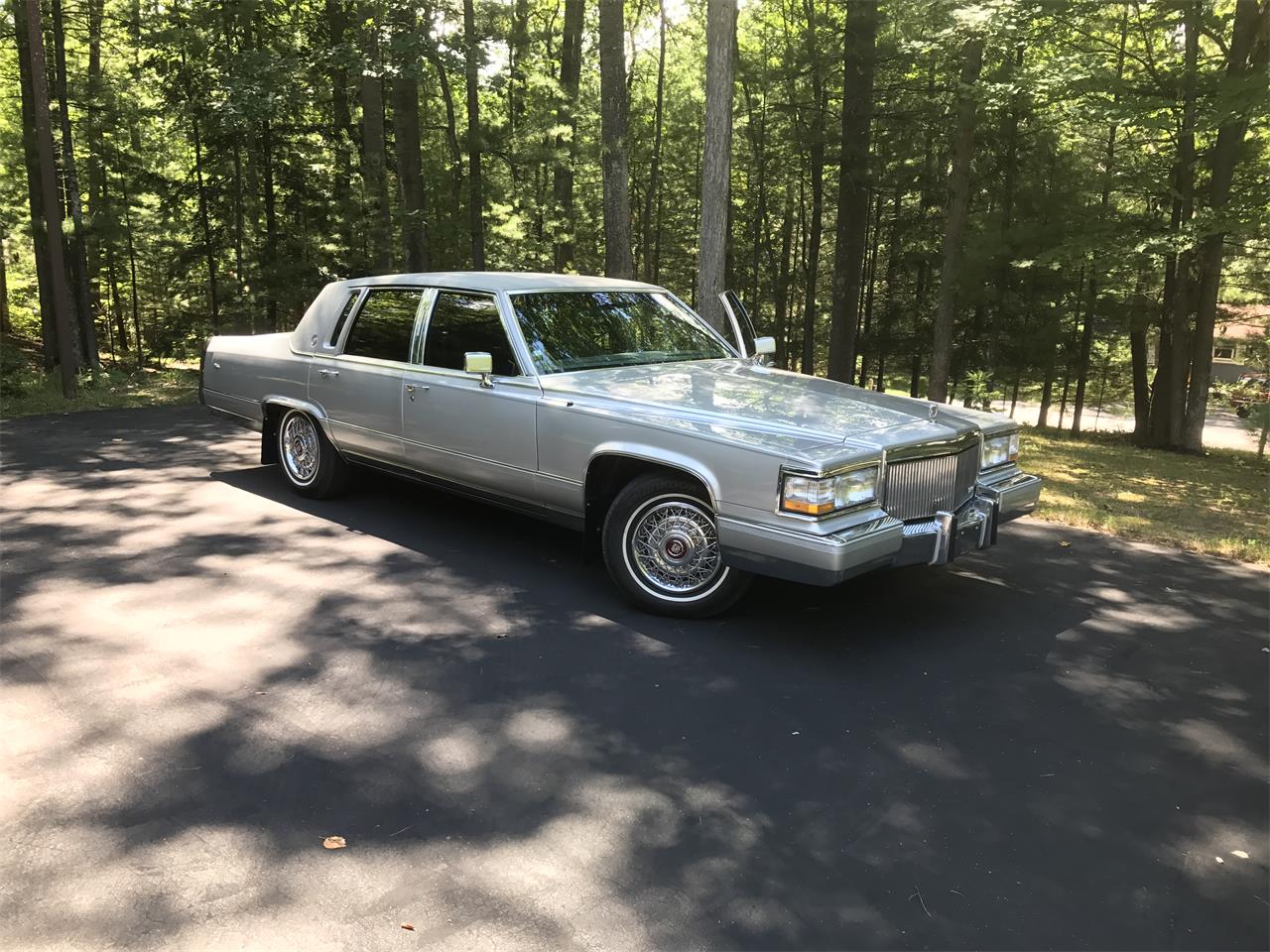 1992 Cadillac Brougham for sale in Williamsburg, MI