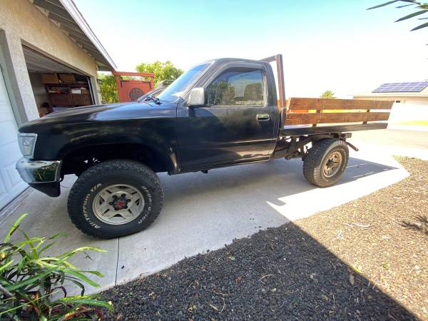 89 Toyota Pikcup 4x4 Auto - Custom Flatbed - - by for sale in Laupahoehoe, HI – photo 7