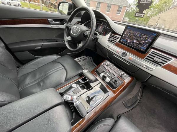 2013 Audi A8 Quattro FULL-SIZE LUXURY SEDAN EXCELLENT CONDITION for sale in Saint Louis, MO – photo 14